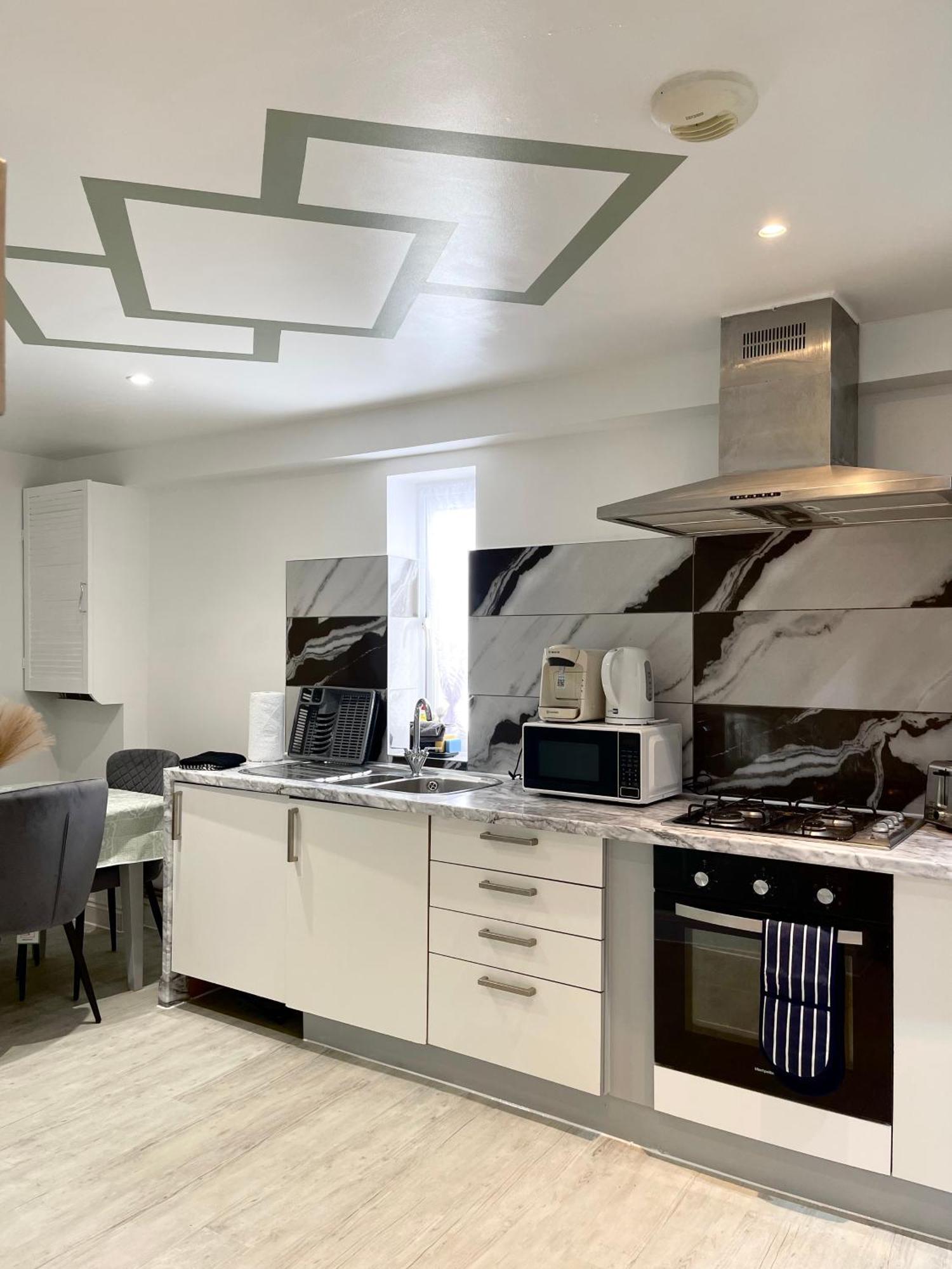Stanton - Impeccable And Stylish 2 Bedroom Дагенъм Екстериор снимка